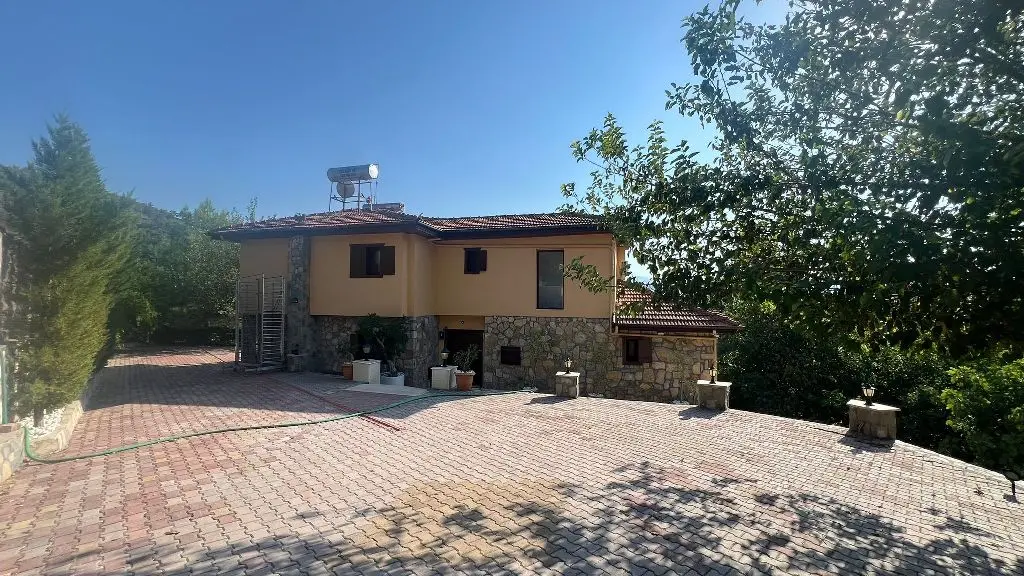 Home in Seydikemer